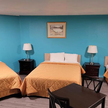 Trade Winds Motel Childress Exterior photo